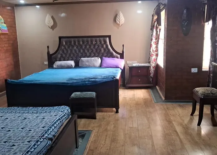 Tvh Park Rozalia Hostel Chennai